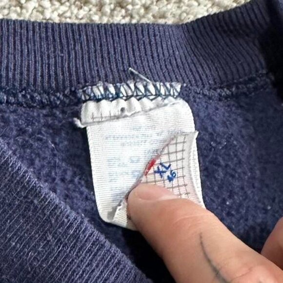 Hard Rock Cafe Men's Navy Sweatshirt - Picture 3 of 4